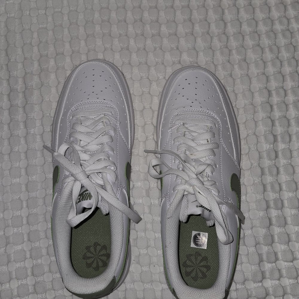 Nike White and Olive Sneakers - Picture 3 of 5